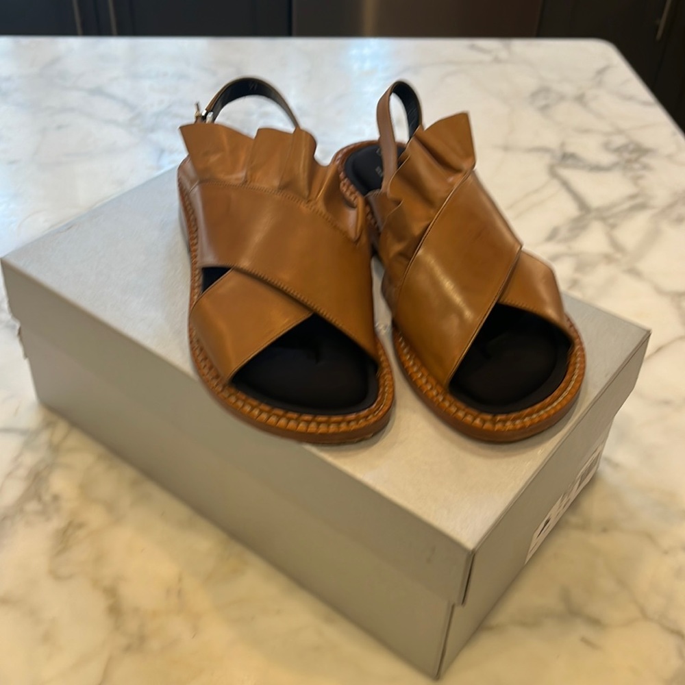 Robert Cleregie tan leather sandals